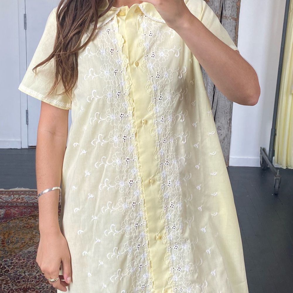 Beautiful handmade retro 60’s butter yellow nightgown 
100% cotton 
Size large